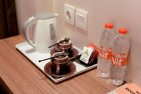 Front One Hotel Purwodadi