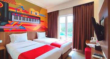 Front One Hotel Purwodadi