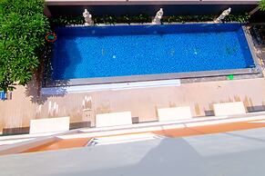 Front One Hotel Purwodadi