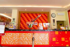 Front One Hotel Purwodadi