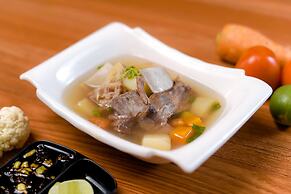 Front One Hotel Purwodadi