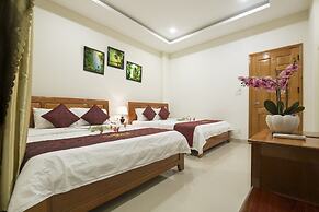 Dam Tien Hotel
