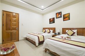 Dam Tien Hotel
