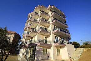 Dort Mevsim Suit Otel