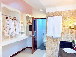 Doublegem Beach Resort and Hotel