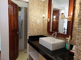 Doublegem Beach Resort and Hotel