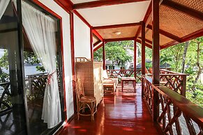 Doublegem Beach Resort and Hotel