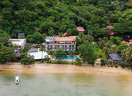 Doublegem Beach Resort and Hotel