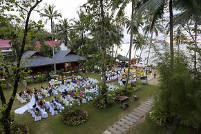 Doublegem Beach Resort and Hotel