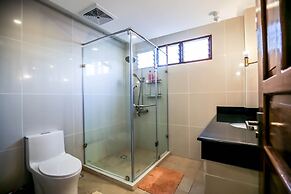 Doublegem Beach Resort and Hotel