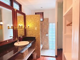 Doublegem Beach Resort and Hotel