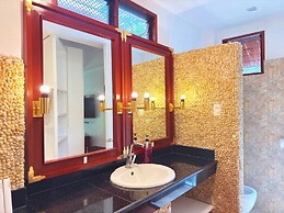 Doublegem Beach Resort and Hotel