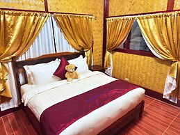 Doublegem Beach Resort and Hotel