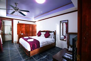 Doublegem Beach Resort and Hotel