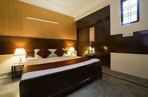 Airport Hotel Olive & Blue