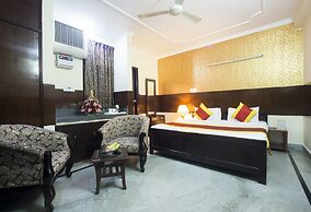 Airport Hotel Olive & Blue