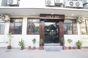 Airport Hotel Olive & Blue