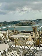 Paulos Valletta