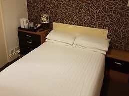 Avari Beach Hotel