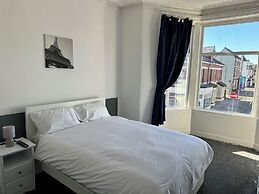 Avari Beach Hotel