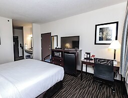 Cobblestone Inn & Suites - Maryville