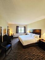 Cobblestone Inn & Suites - Maryville