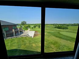 Cobblestone Inn & Suites - Maryville