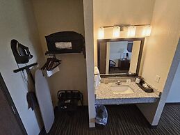 Cobblestone Inn & Suites - Maryville