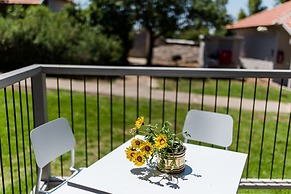 Ein Zivan Tourism