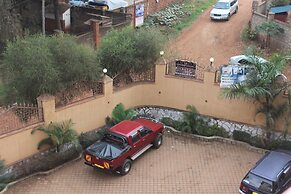 Minister's Village Hotel