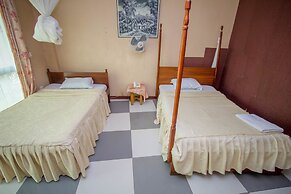 La Grand Chez Johnson Hotel Muyenga