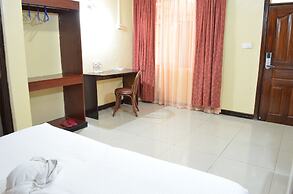 Royal City Hotel
