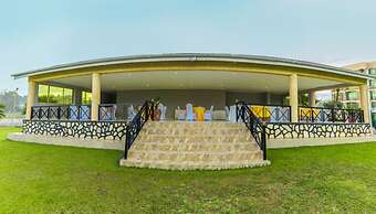 Lake View Resort Hotel