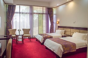 Lake View Resort Hotel