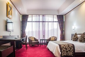 Lake View Resort Hotel