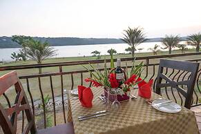 Victoria Forest Resort