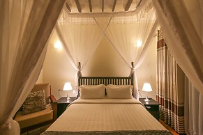 Victoria Forest Resort