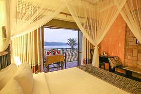 Victoria Forest Resort