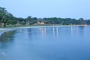 Victoria Forest Resort