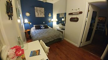 Château sur Mer Bed & Breakfast