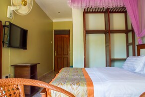 Jinja Safari Hotel