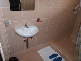 Ci'Sand Suites Hotel