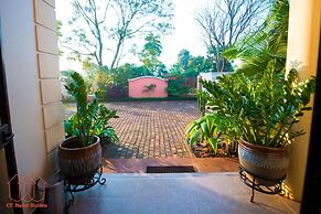 Ci'Sand Suites Hotel