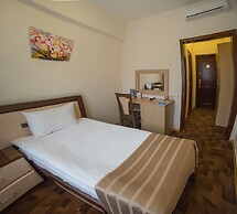 Hotel Alma