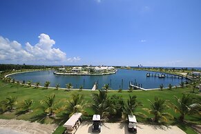 The Sandpiper Inn & Cottages