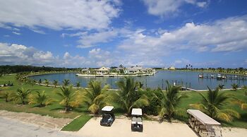 The Sandpiper Inn & Cottages