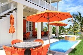 The Sandpiper Inn & Cottages