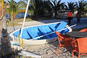 The Sandpiper Inn & Cottages