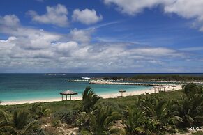 The Sandpiper Inn & Cottages