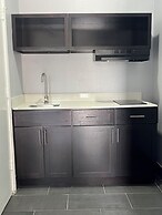 Airway Inn - IAH Airport